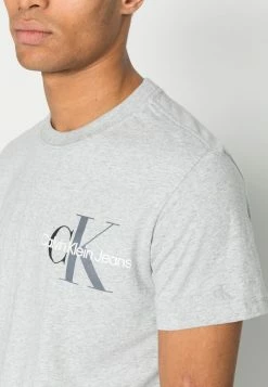 Calvin Klein Jeans TWO TONE MONOGRAM TEE - T-shirt Imprimé - Light Grey Heather -Calvin Klein Elegant Magasin 00bb04298cfa4a1eae98da8faafaa903