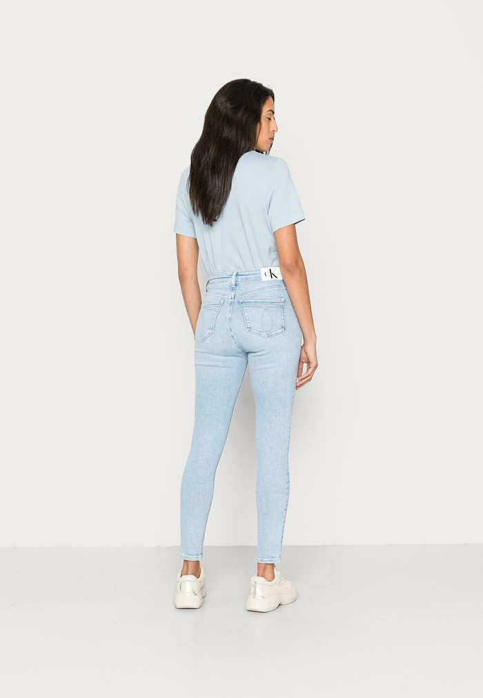Calvin Klein Jeans HIGH RISE SKINNY ANKLE - Jeans Skinny - Denim Light 3 Calvin Klein Jeans HIGH RISE SKINNY ANKLE - Jeans Skinny - Denim Light – Image 3