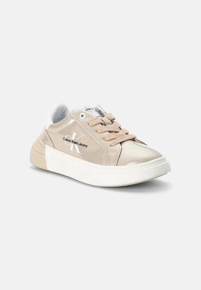 Calvin Klein Jeans Baskets Basses - Beige 2 Calvin Klein Jeans Baskets Basses - Beige – Image 2
