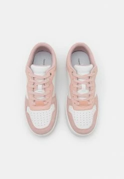 Calvin Klein Jeans CUPSOLE LACEUPBASKET GLITTER - Baskets Basses - Pale Conch Shell -Calvin Klein Elegant Magasin 03a9fedd105c456cb52855530185d8a4