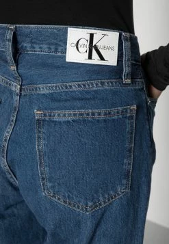 Calvin Klein Jeans MOM - Jean Boyfriend - Denim Medium 9 Calvin Klein Jeans MOM - Jean Boyfriend - Denim Medium -Calvin Klein Elegant Magasin 05129e98018a427fb98054558ecc74bf