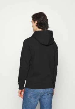 Calvin Klein Jeans ESSENTIAL REGULAR HOODIE - Sweatshirt - Black -Calvin Klein Elegant Magasin 0702790b47c347dcaf34379d3a4a1ceb