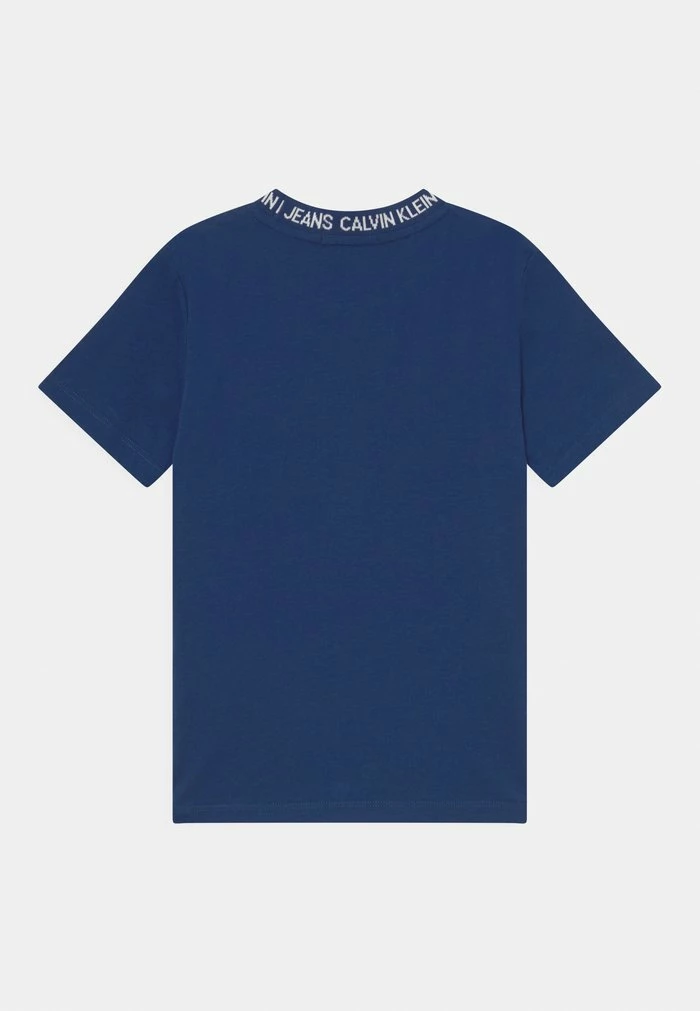 Calvin Klein Jeans INTARSIA LOGO UNISEX - T-shirt Imprimé - Naval Blue 2 Calvin Klein Jeans INTARSIA LOGO UNISEX - T-shirt Imprimé - Naval Blue – Image 2