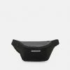 Calvin Klein Jeans UTILITY GRID WAISTBAG - Sac Banane - Black