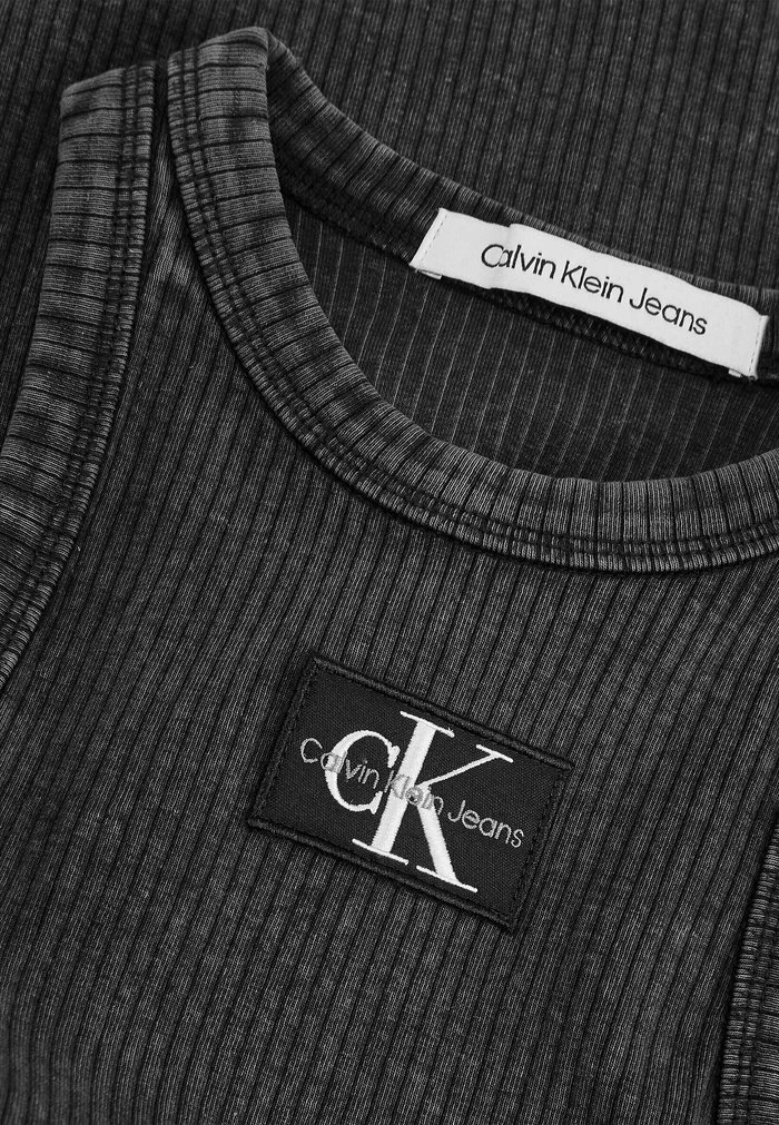 Calvin Klein Jeans Robe Fourreau - Washed Black 2 Calvin Klein Jeans Robe Fourreau - Washed Black – Image 2