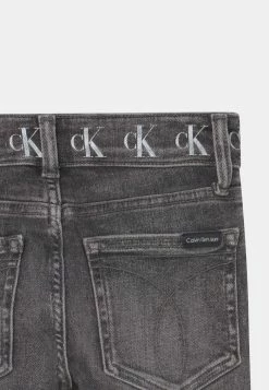 Calvin Klein Jeans SKINNY CONCRETE GREY - Jeans Skinny - Grey Denim -Calvin Klein Elegant Magasin 0fc4b7bee323441b874d225e9f7ea76c