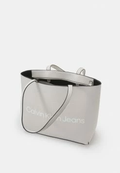 Calvin Klein Jeans SCULPTED MONO - Cabas - Eggshell -Calvin Klein Elegant Magasin 102581a211444ec599b3005633b9e6a5