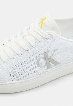 Calvin Klein Jeans CASUAL CUPSOLE - Baskets Basses - White/yellow -Calvin Klein Elegant Magasin 110d0a9f56c547fbb5887bc6c4462dce
