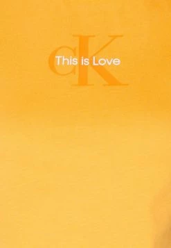 Calvin Klein Jeans PRIDE LOGO CROP TEE - T-shirt Imprimé - Orange Juice -Calvin Klein Elegant Magasin 134b13c7e4574113921d337b0cc8bf55