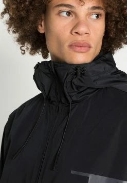 Calvin Klein Jeans BOLD LOGO BLOCKED - Veste Légère - Grey/black -Calvin Klein Elegant Magasin 162c471acae342ba8e913c2e95f635bd