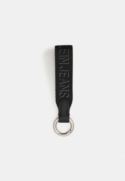 Calvin Klein Jeans ZIP AROUND KEYFOB SET - Portefeuille - Black 12 Calvin Klein Jeans ZIP AROUND KEYFOB SET - Portefeuille - Black -Calvin Klein Elegant Magasin 1bad9fc48d664722ba5089c85f51918d