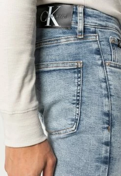 Calvin Klein Jeans SKINNY - Jeans Skinny - Denim Medium -Calvin Klein Elegant Magasin 1d4dfb1fee804f478fccf4397428dba9