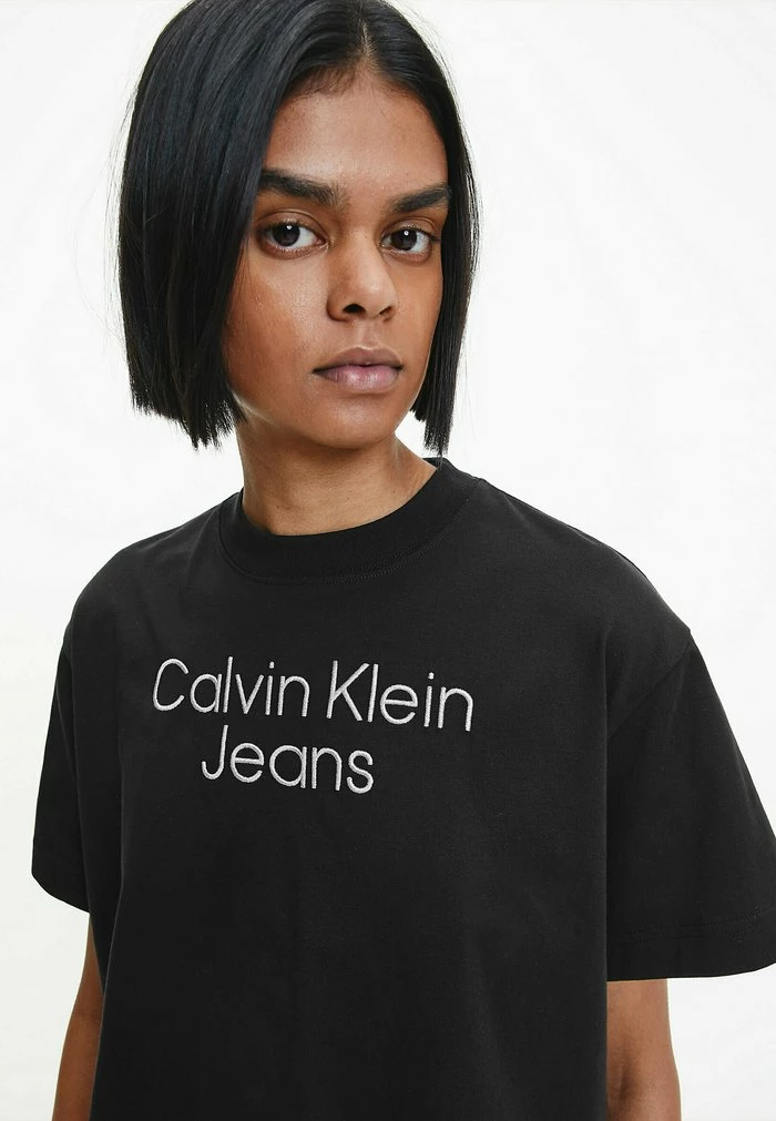 Calvin Klein Jeans T-shirt Imprimé - Ck Black 4 Calvin Klein Jeans T-shirt Imprimé - Ck Black – Image 4