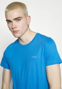 Calvin Klein Jeans 2 PACK - T-shirt Basique - Mesmerizing Blue/ Black -Calvin Klein Elegant Magasin 2081bdacd08e43969ad1c7eb8142d263