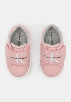 Calvin Klein Jeans Baskets Basses - Pink -Calvin Klein Elegant Magasin 245e39527c1249a89e70da12dc8ec3c9