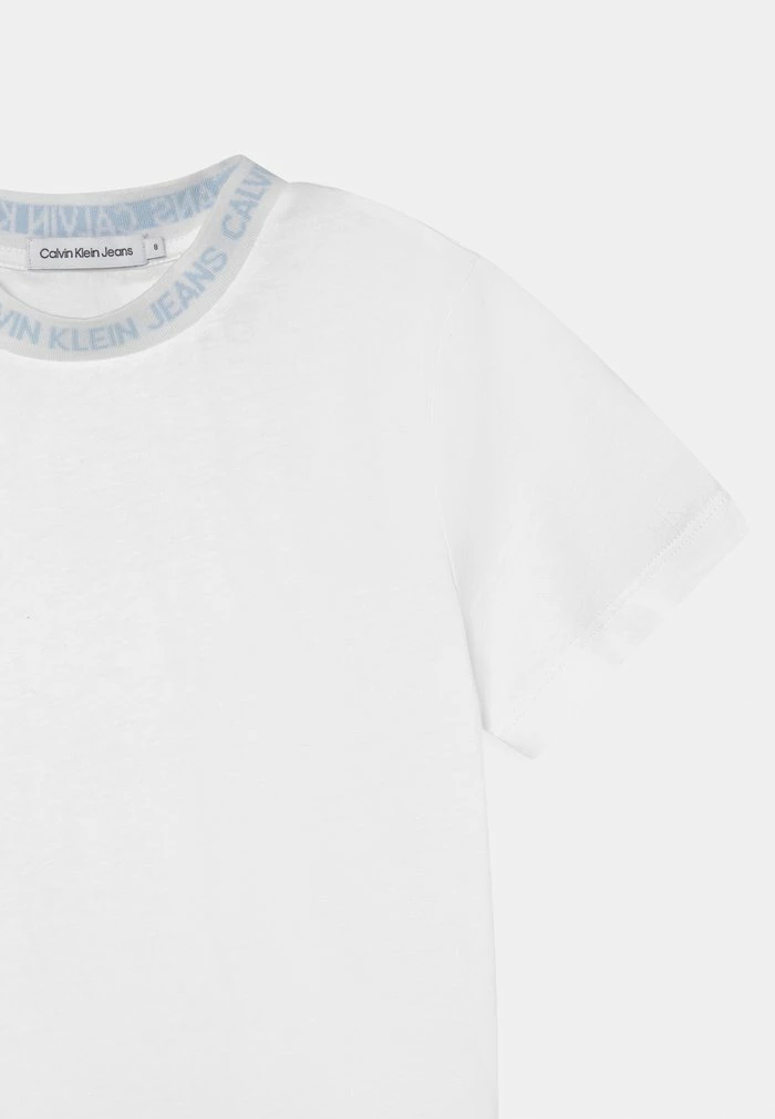 Calvin Klein Jeans INTARSIA LOGO UNISEX - T-shirt Imprimé - White/keepsake Blue 3 Calvin Klein Jeans INTARSIA LOGO UNISEX - T-shirt Imprimé - White/keepsake Blue – Image 3