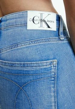 Calvin Klein Jeans Jeans Skinny - Denim Medium 8 Calvin Klein Jeans Jeans Skinny - Denim Medium -Calvin Klein Elegant Magasin 25f9865bf51c47da90c13ae2d7de5292