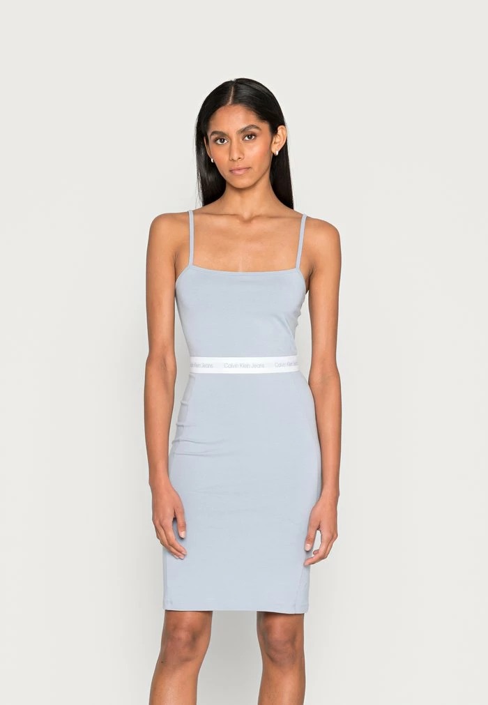 Calvin Klein Jeans LOGO TAPE STRAPPY DRESS - Robe En Jersey - Silver Sky 1 Calvin Klein Jeans LOGO TAPE STRAPPY DRESS - Robe En Jersey - Silver Sky