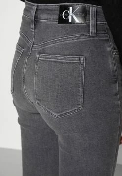 Calvin Klein Jeans HIGH RISE SUPER SKINNY ANKLE - Jeans Skinny - Denim Grey -Calvin Klein Elegant Magasin 2c1df8328258479eb68e6e71eb8c2876