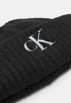 Calvin Klein Jeans BEANIE SCARF SET - Écharpe - Black 12 Calvin Klein Jeans BEANIE SCARF SET - Écharpe - Black -Calvin Klein Elegant Magasin 2e400c4470024eb3b002c5431406a10f
