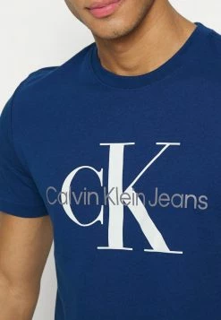 Calvin Klein Jeans SEASONAL MONOGRAM TEE - T-shirt Imprimé - Naval Blue -Calvin Klein Elegant Magasin 2fe1da3061c046ba8a8002664adbc159
