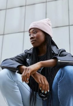 Calvin Klein Jeans BEANIE - Bonnet - Pale Conch Shell