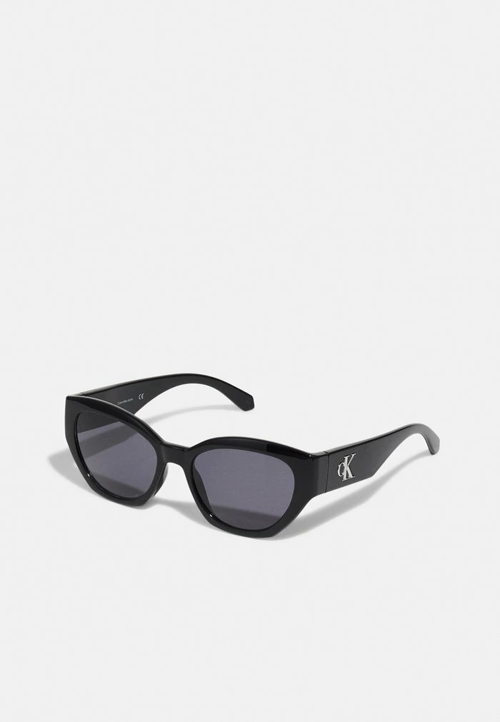 Calvin Klein Jeans Lunettes De Soleil - Black 1 Calvin Klein Jeans Lunettes De Soleil - Black