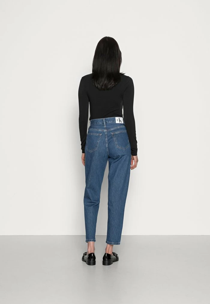 Calvin Klein Jeans MOM - Jean Boyfriend - Denim Medium 3 Calvin Klein Jeans MOM - Jean Boyfriend - Denim Medium – Image 3