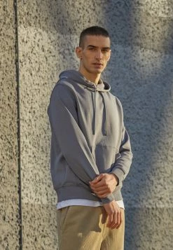 Calvin Klein Jeans REPEAT LOGO HOODIE UNISEX - Sweatshirt - Fossil Grey 12 Calvin Klein Jeans REPEAT LOGO HOODIE UNISEX - Sweatshirt - Fossil Grey -Calvin Klein Elegant Magasin 37c75e1c100142b1834766e54a9b915c