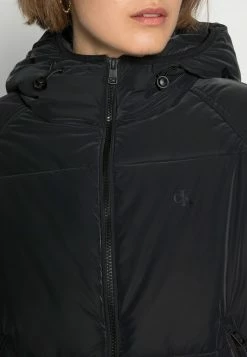 Calvin Klein Jeans SOFT TOUCHPUFFER JACKET - Veste D'hiver - Black 9 Calvin Klein Jeans SOFT TOUCHPUFFER JACKET - Veste D'hiver - Black -Calvin Klein Elegant Magasin 3aeaf95cfae84dada6bb2660f48a84d1
