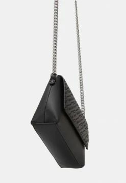 Calvin Klein Jeans SCULPTED PRINT SHOULDER BAG - Sac Bandoulière - Black -Calvin Klein Elegant Magasin 3e5736c86ec74b41a9cf3a7ac96343ad