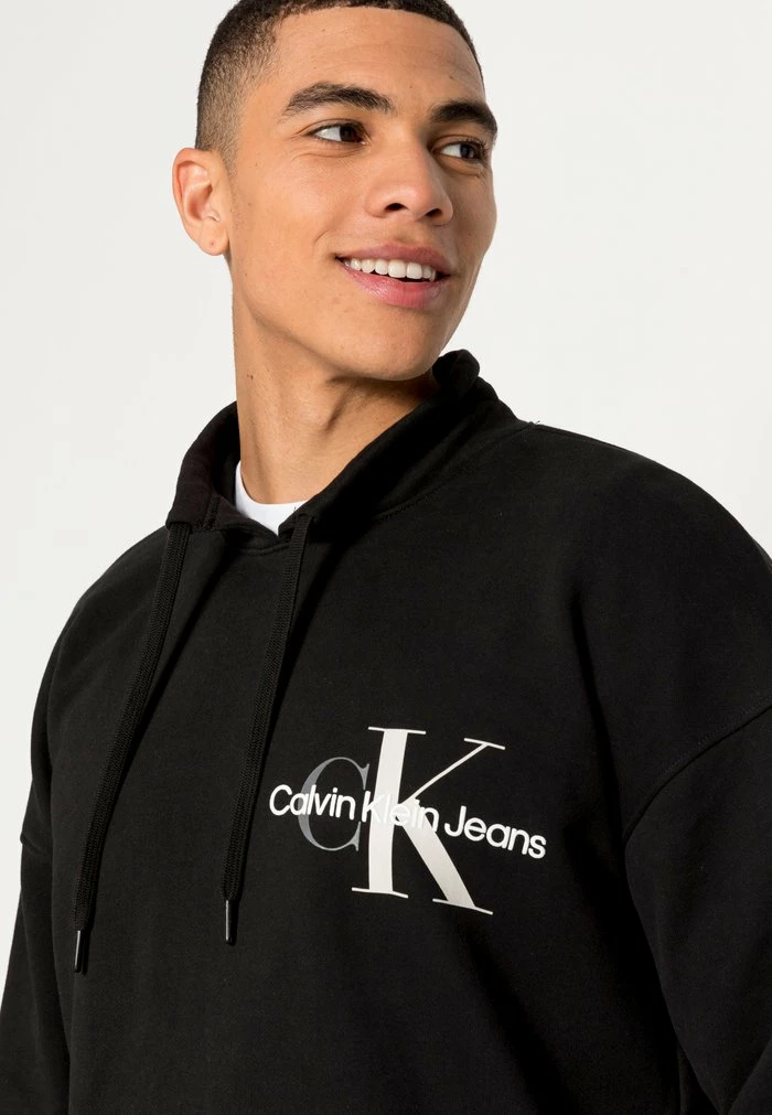 Calvin Klein Jeans TWO TONE MONOGRAM FUNNEL - Sweat à Capuche - Ck Black 5 Calvin Klein Jeans TWO TONE MONOGRAM FUNNEL - Sweat à Capuche - Ck Black – Image 5