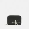 Calvin Klein Jeans SCULPTED MONO ZIP AROUND - Portefeuille - Black
