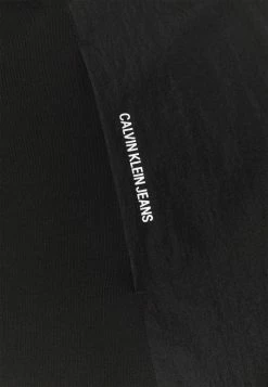 Calvin Klein Jeans BACK GRAPHIC MIXED ZIPTHROUGH UNISEX - Sweat à Capuche Zippé - Black 5 Calvin Klein Jeans BACK GRAPHIC MIXED ZIPTHROUGH UNISEX - Sweat à Capuche Zippé - Black -Calvin Klein Elegant Magasin 3f6f16c2c3074197b99a71a476a2942c