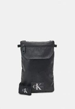 Calvin Klein Jeans UTILITY GRID XBODY UNISEX - Sac Bandoulière - Black