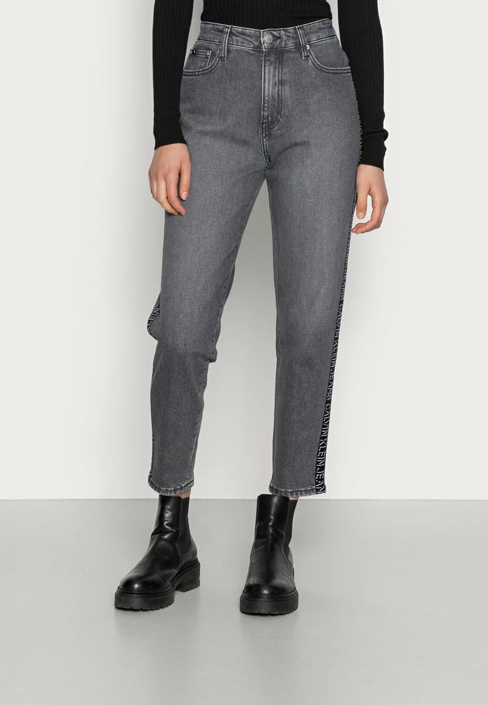 Calvin Klein Jeans MOM JEAN - Jean Boyfriend - Denim Grey 1 Calvin Klein Jeans MOM JEAN - Jean Boyfriend - Denim Grey
