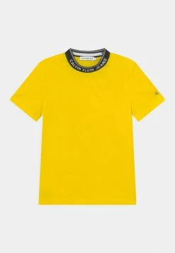 Calvin Klein Jeans INTARSIA - T-shirt Imprimé - Bright Sunshine