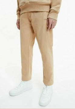 Calvin Klein Jeans RECYCLED JOGGERS - Pantalon De Survêtement - Tawny Sand