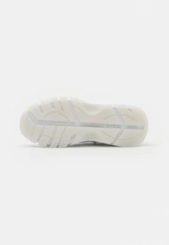 Calvin Klein Jeans CHUNKY SOLE LACEUP - Baskets Basses - Bright White -Calvin Klein Elegant Magasin 447b9ae52eb64106b6e1e02bb29d9d2e