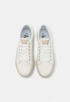 Calvin Klein Jeans RETRO - Baskets Basses - Bright White -Calvin Klein Elegant Magasin 46379661aaa341118fd65519384430bc