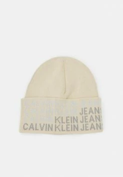 Calvin Klein Jeans BEANIE SCARF SET - Écharpe - Muslin -Calvin Klein Elegant Magasin 46bcbf4723c543f5b9576e051e725309