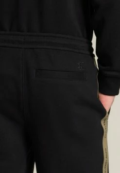 Calvin Klein Jeans CONTRAST TAPE - Short - Schwarz -Calvin Klein Elegant Magasin 480c6897ab8545cdb446a10bd56f03fb