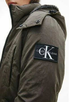 Calvin Klein Jeans Veste D'hiver - Black Olive -Calvin Klein Elegant Magasin 48cf1cdae8b44076b667370cfb526f3f