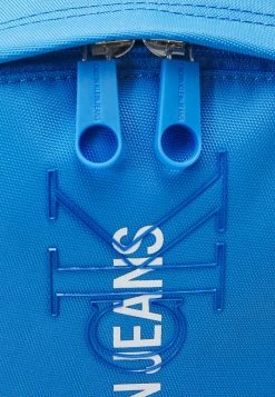 Calvin Klein Jeans CAMPUS OUTLINE UNISEX - Sac à Dos - Blue 9 Calvin Klein Jeans CAMPUS OUTLINE UNISEX - Sac à Dos - Blue -Calvin Klein Elegant Magasin 499eb53a37b946abad641a77d3c0fb03