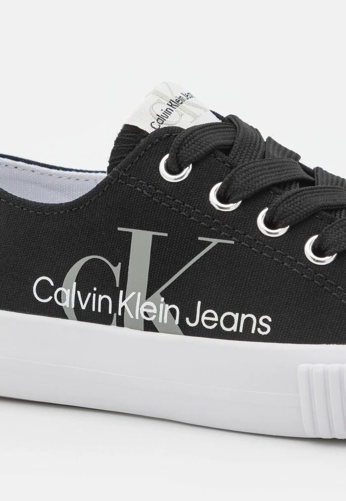 Calvin Klein Jeans UNISEX - Baskets Basses - Black 6 Calvin Klein Jeans UNISEX - Baskets Basses - Black – Image 6