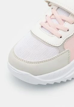 Calvin Klein Jeans Baskets Basses - Beige/white/pink -Calvin Klein Elegant Magasin 54d5d45fcdc947dca77b5c60d559c8c8