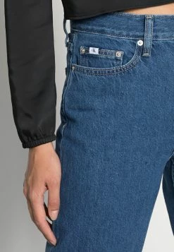 Calvin Klein Jeans HIGH RISE ANKLE - Jean Droit - Denim Medium -Calvin Klein Elegant Magasin 562728ec864447a3bffac3a93b934317