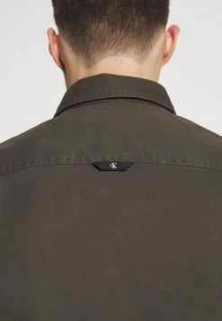 Calvin Klein Jeans UTILITY REGULAR SHIRT - Chemise - Black Olive -Calvin Klein Elegant Magasin 57bcc7e5b0d04ebebd1bcff8cbdc1717