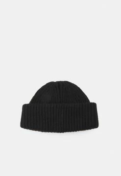 Calvin Klein Jeans BEANIE SCARF SET - Écharpe - Black 11 Calvin Klein Jeans BEANIE SCARF SET - Écharpe - Black -Calvin Klein Elegant Magasin 5887f38cbd6b4619a9c257e4bb6b4d62