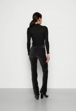 Calvin Klein Jeans VELVET SKINNY PANTS - Pantalon Classique - Black 7 Calvin Klein Jeans VELVET SKINNY PANTS - Pantalon Classique - Black -Calvin Klein Elegant Magasin 590ef41c5df64dc9a88d48cd8373d08f